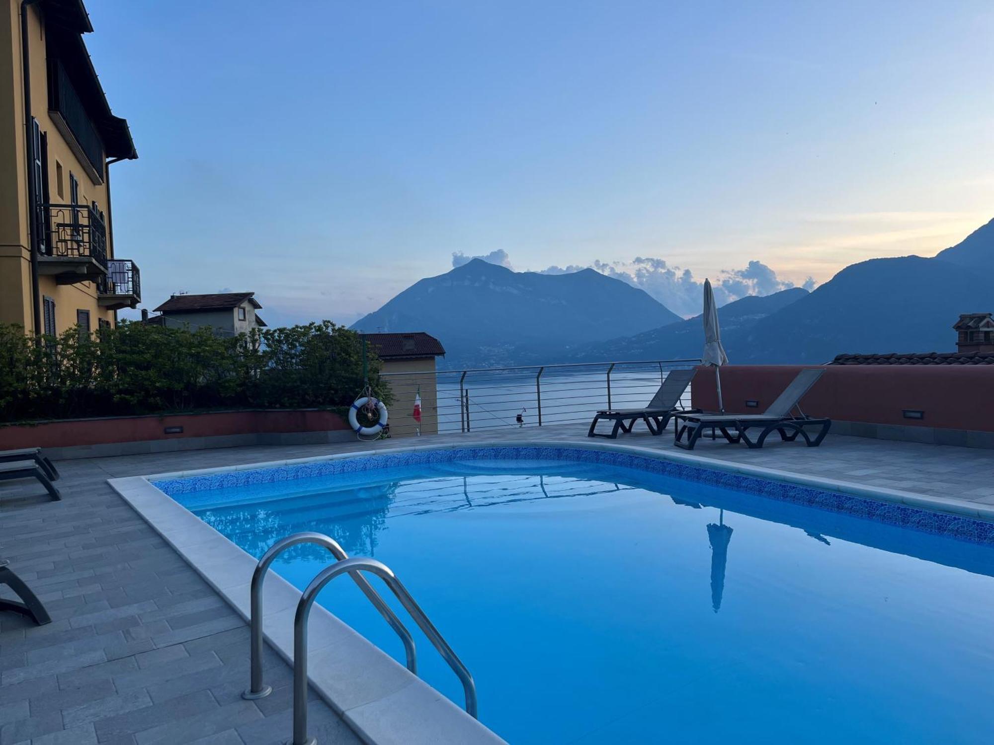 Stunning Apartment- Terrace And Swimming Pool Bellano Eksteriør billede