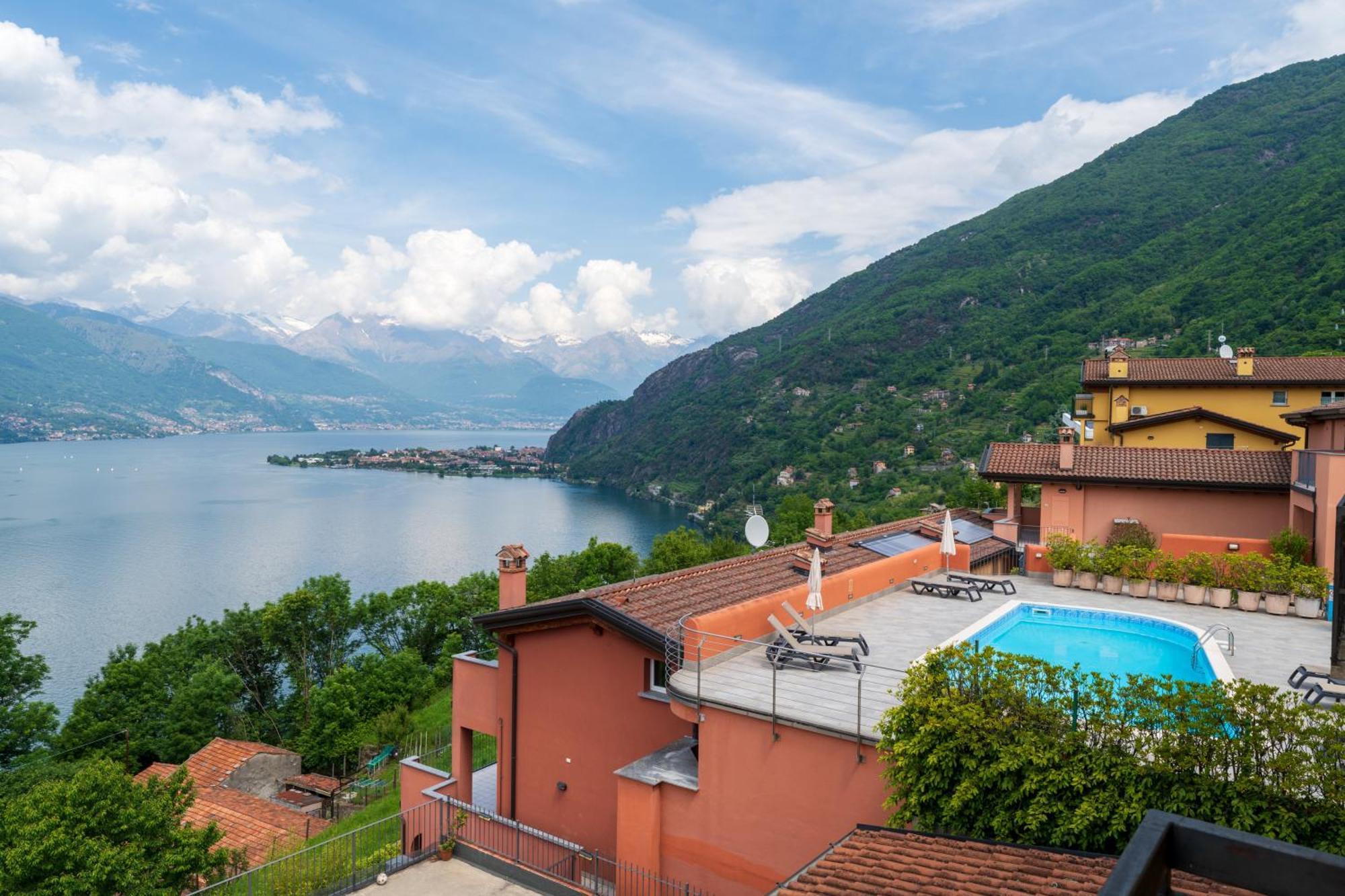 Stunning Apartment- Terrace And Swimming Pool Bellano Eksteriør billede
